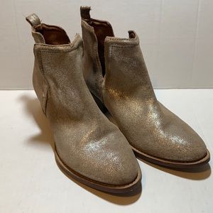 Diba True Boots Size 8.5